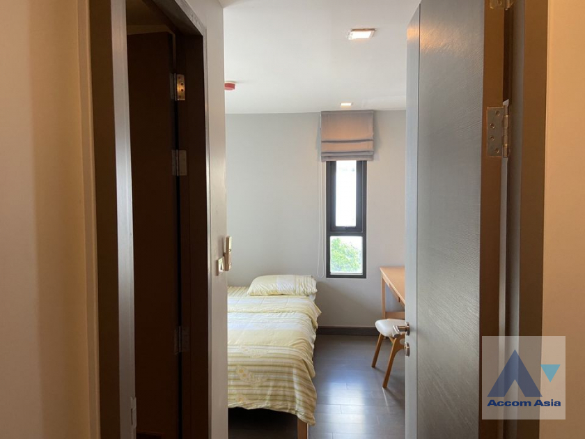  2 Bedrooms  Condominium For Rent in Sukhumvit, Bangkok  near BTS Asok - MRT Sukhumvit (AA42405)