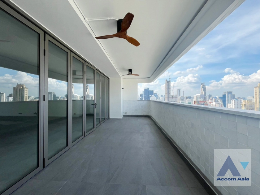  2  5 br Condominium For Sale in Sukhumvit ,Bangkok BTS Phrom Phong at D.S. Tower 1 AA42409