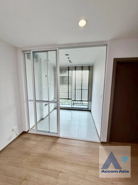  1 Bedroom  Condominium For Sale in Sukhumvit, Bangkok  near BTS On Nut (AA42450)