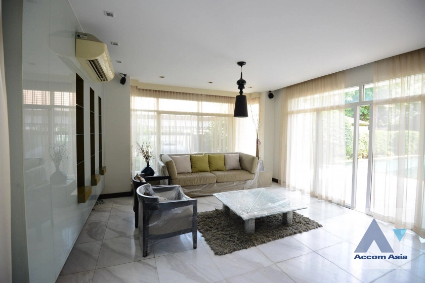 8  5 br House For Sale in Ratchadaphisek ,Bangkok  at Private Nirvana Ladprao AA42457