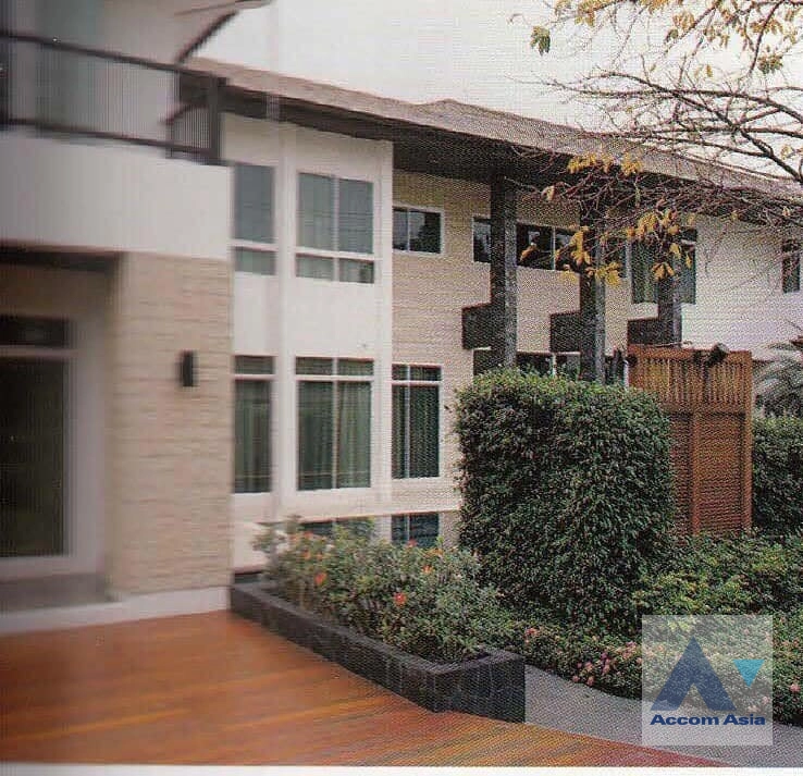 21  5 br House For Sale in Ratchadaphisek ,Bangkok  at Private Nirvana Ladprao AA42457