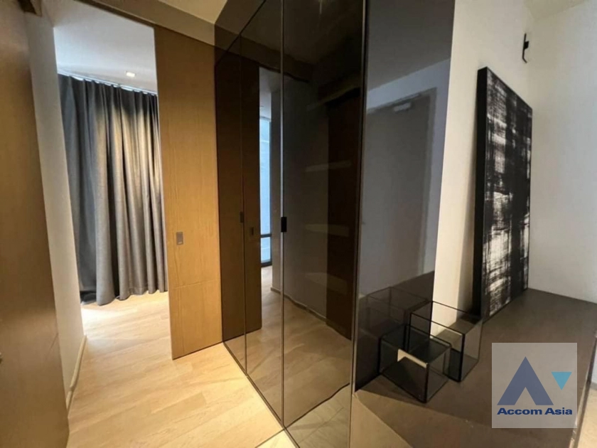 7  1 br Condominium For Sale in Silom ,Bangkok BTS Chong Nonsi at Ashton Silom AA42458