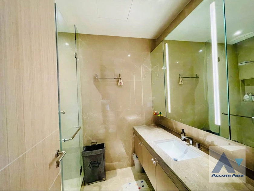 11  1 br Condominium For Rent in Charoen Nakhon ,Bangkok BTS Krung Thon Buri at Magnolias Waterfront Residences AA42459