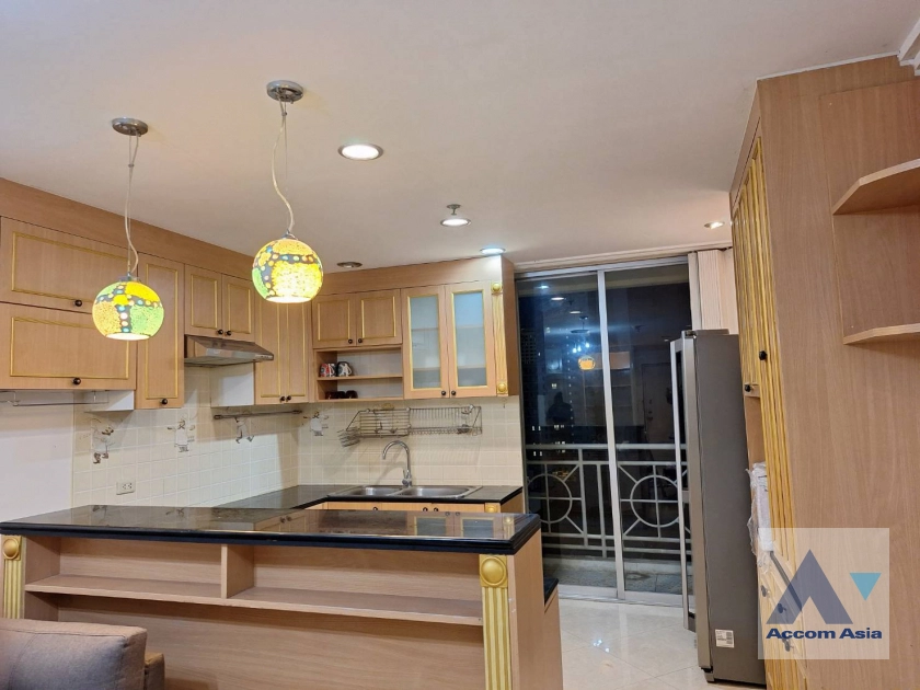  1 Bedroom  Condominium For Rent in Sukhumvit, Bangkok  near BTS Asok - MRT Sukhumvit (AA42492)