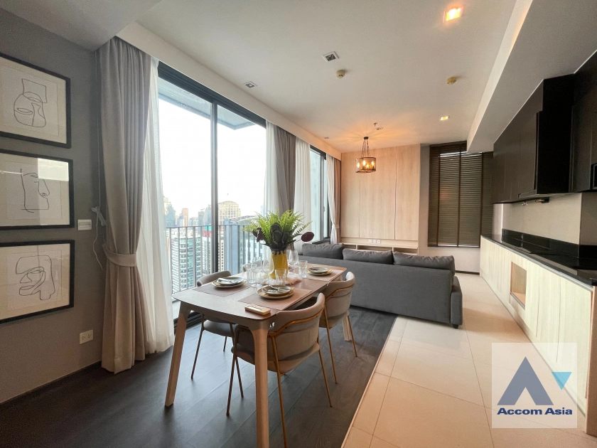  2 Bedrooms  Condominium For Rent in Sukhumvit, Bangkok  near BTS Asok - MRT Sukhumvit (AA42499)