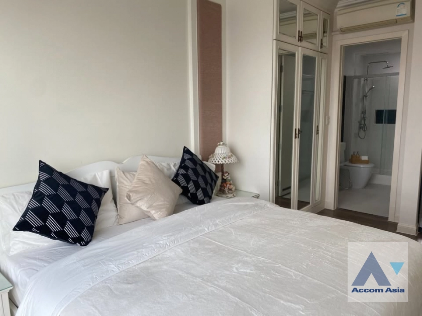 6  2 br Condominium For Sale in Sukhumvit ,Bangkok BTS Punnawithi at The Room Sukhumvit 62 AA42501