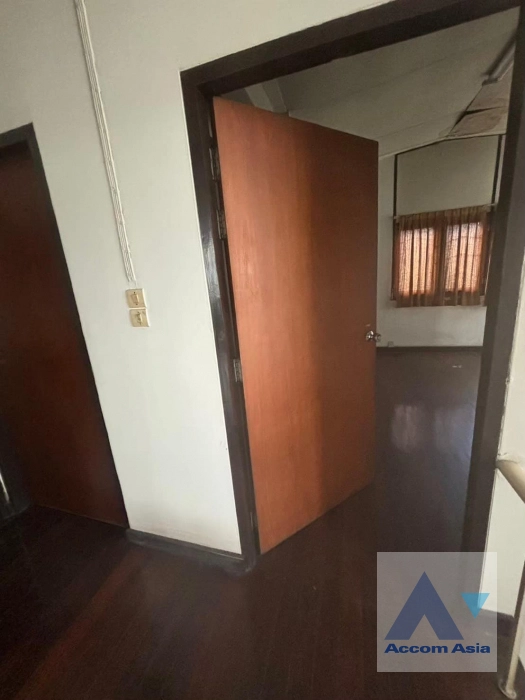 9  3 br House For Rent in Sukhumvit ,Bangkok BTS Ekkamai AA42507