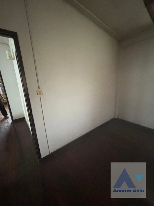 8  3 br House For Rent in Sukhumvit ,Bangkok BTS Ekkamai AA42507