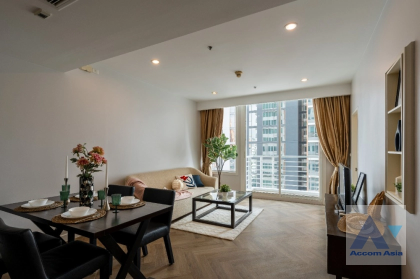  1 Bedroom  Condominium For Sale in Sukhumvit, Bangkok  near BTS Phrom Phong (AA42537)