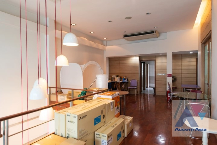 14  Building For Rent in Sukhumvit ,Bangkok BRT Thanon Chan AA42572