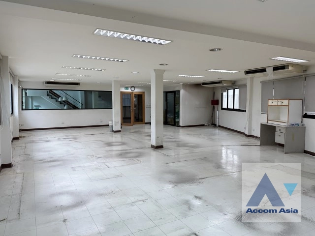 Home Office |  Building For Rent in Sukhumvit, Bangkok  near BRT Thanon Chan (AA42572)