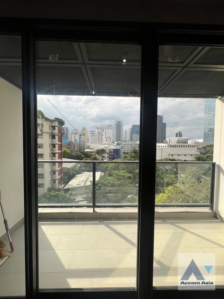 4  2 br Condominium for rent and sale in Sukhumvit ,Bangkok MRT Phetchaburi at The Lofts Asoke AA42585