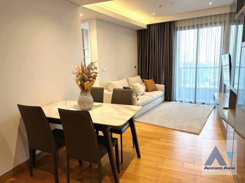  2 Bedrooms  Condominium For Rent in Sukhumvit, Bangkok  near BTS Phrom Phong (AA42587)