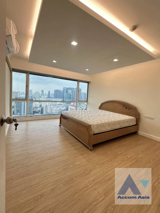 Newly renovated |  2 Bedrooms  Condominium For Sale in Sukhumvit, Bangkok  near BTS Nana (AA42595)