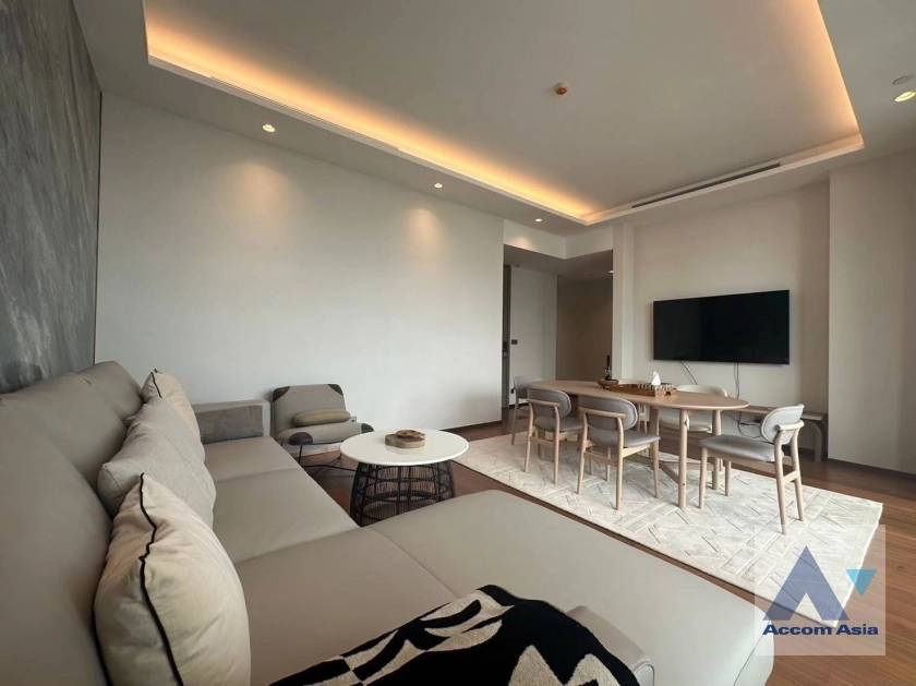  2 Bedrooms  Condominium For Rent in Sukhumvit, Bangkok  near BTS Phrom Phong (AA42607)