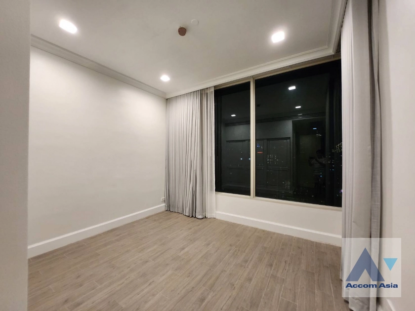 18  3 br Condominium For Sale in Sukhumvit ,Bangkok BTS Phrom Phong at Royce Private Residences AA42608