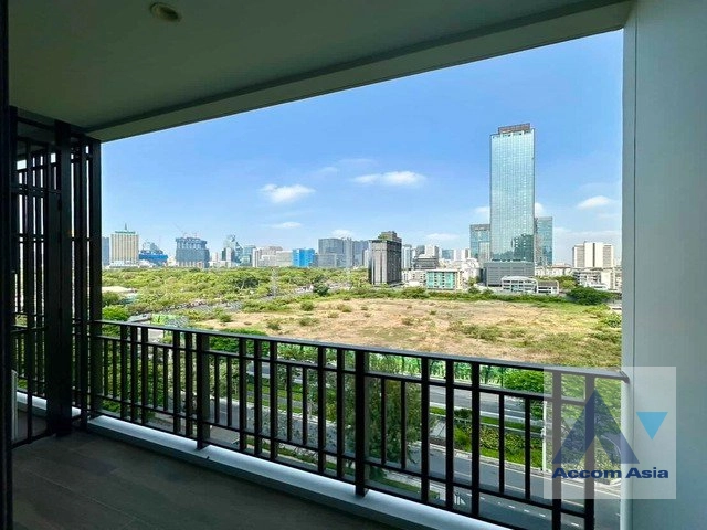  2 Bedrooms  Condominium For Rent in Ploenchit, Bangkok  near BTS Ploenchit (AA42618)