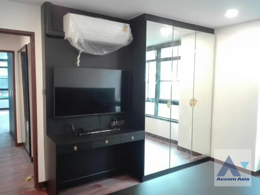 11  2 br Condominium For Sale in Sukhumvit ,Bangkok BTS Thong Lo at Baan Chan Condominium AA42619