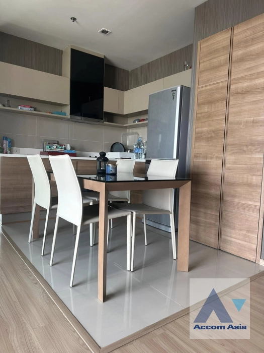 5  2 br Condominium For Sale in Phaholyothin ,Bangkok BTS Saphan-Kwai at Rhythm Phahol-Ari AA42628