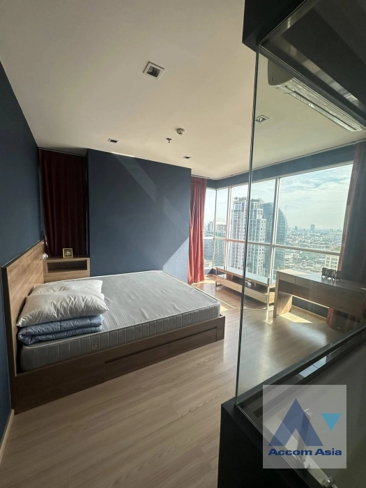 7  2 br Condominium For Sale in Phaholyothin ,Bangkok BTS Saphan-Kwai at Rhythm Phahol-Ari AA42628