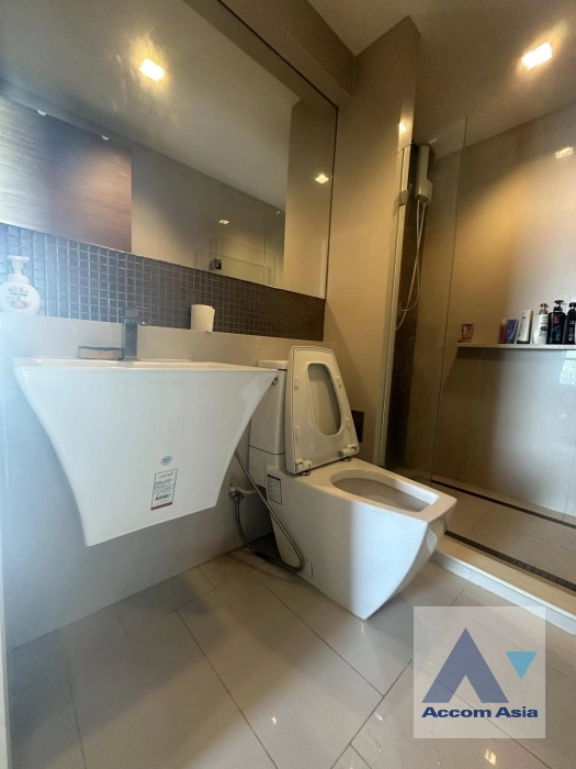 13  2 br Condominium For Sale in Phaholyothin ,Bangkok BTS Saphan-Kwai at Rhythm Phahol-Ari AA42628