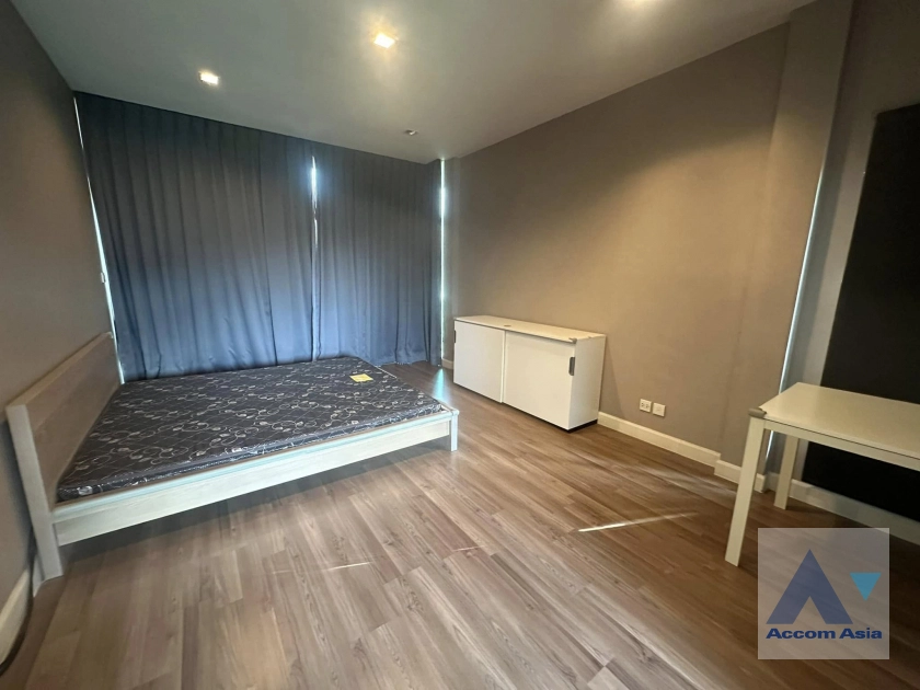 11  3 br House For Rent in Ramkhamhaeng ,Bangkok  at Setthasiri Srinakarin-Rama 9 AA42629