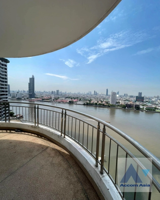 Big Balcony |  3 Bedrooms  Condominium For Sale in Charoen Nakhon, Bangkok  near BTS Krung Thon Buri (AA42632)