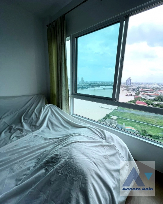 9  3 br Condominium For Sale in Charoen Nakhon ,Bangkok BTS Krung Thon Buri at Supalai River Resort AA42632