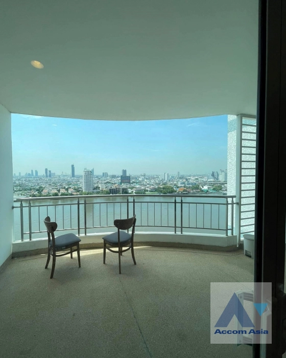 Big Balcony |  3 Bedrooms  Condominium For Sale in Charoen Nakhon, Bangkok  near BTS Krung Thon Buri (AA42632)