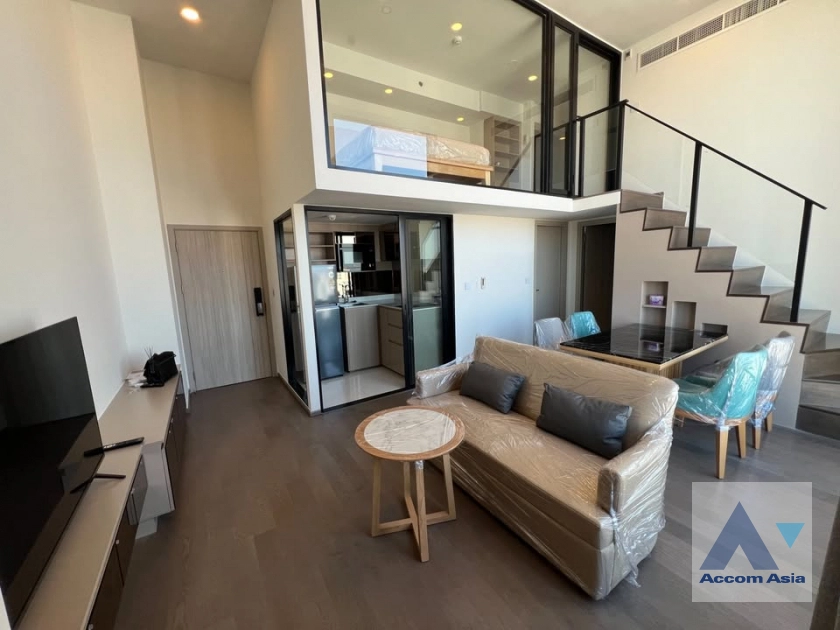  2 Bedrooms  Condominium For Rent in Phaholyothin, Bangkok  near BTS Ratchathewi (AA42640)