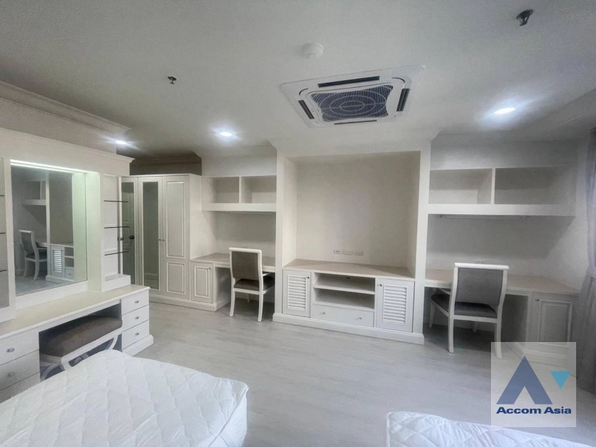 17  3 br Apartment For Rent in Sukhumvit ,Bangkok BTS Asok - MRT Sukhumvit at Comfortable for Living AA42662