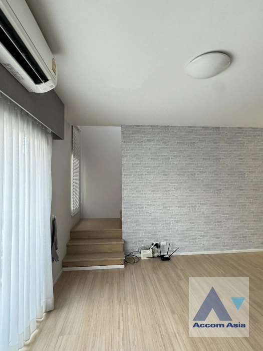 14  3 br House for rent and sale in Pattanakarn ,Bangkok BTS On Nut at Baan Klang Muang Sukhumvit 77  AA42664