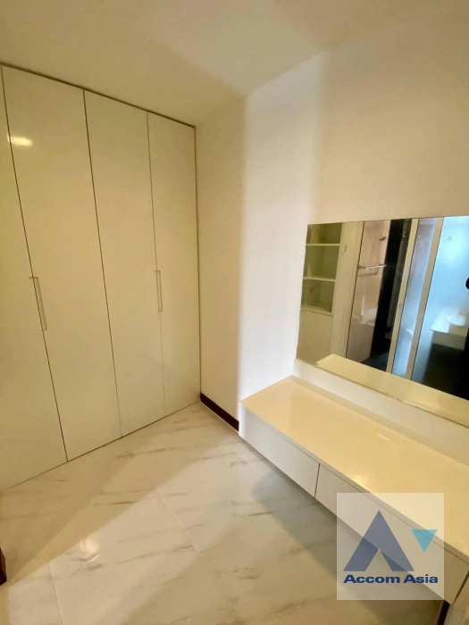 8  1 br Condominium For Rent in Sukhumvit ,Bangkok BTS Ekkamai at D65 AA42665