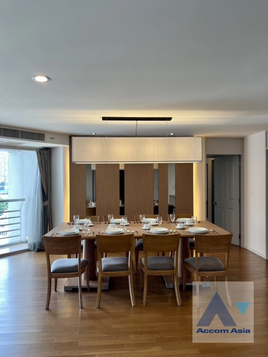 4  3 br Apartment For Rent in Sathorn ,Bangkok BRT Thanon Chan at Private Garden Place AA42669