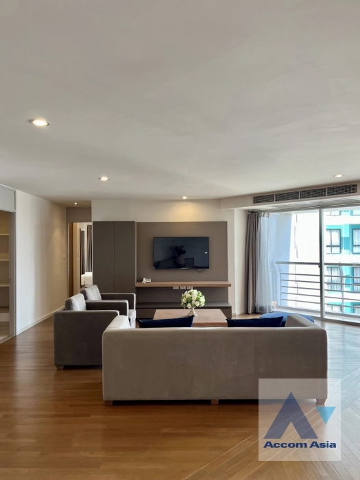  1  3 br Apartment For Rent in Sathorn ,Bangkok BRT Thanon Chan at Private Garden Place AA42669