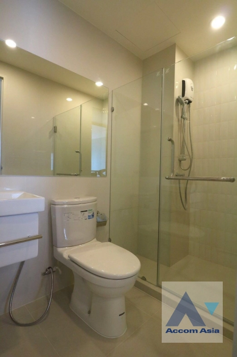 8  1 br Condominium For Sale in Ratchadaphisek ,Bangkok BTS Asok at Life Asoke AA42705