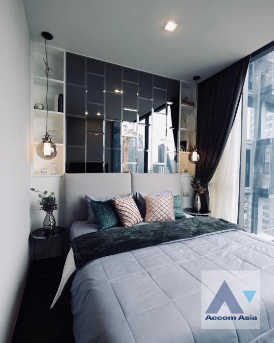  1 Bedroom  Condominium For Sale in Sukhumvit, Bangkok  near BTS Phrom Phong (AA42708)