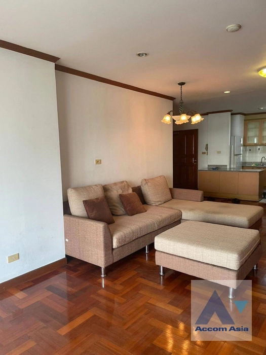  2 Bedrooms  Condominium For Rent in Sukhumvit, Bangkok  near BTS Nana (AA42722)