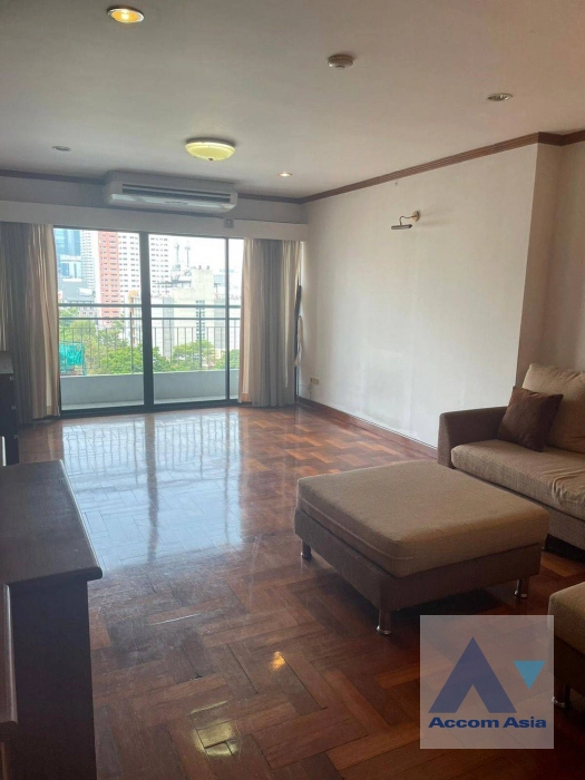  2 Bedrooms  Condominium For Rent in Sukhumvit, Bangkok  near BTS Nana (AA42722)