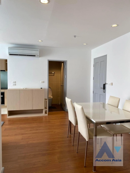  2 Bedrooms  Condominium For Rent in Sukhumvit, Bangkok  near BTS Phrom Phong (AA42724)