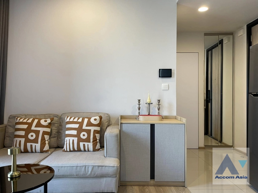  2 Bedrooms  Condominium For Rent in Sukhumvit, Bangkok  near BTS Thong Lo (AA42749)