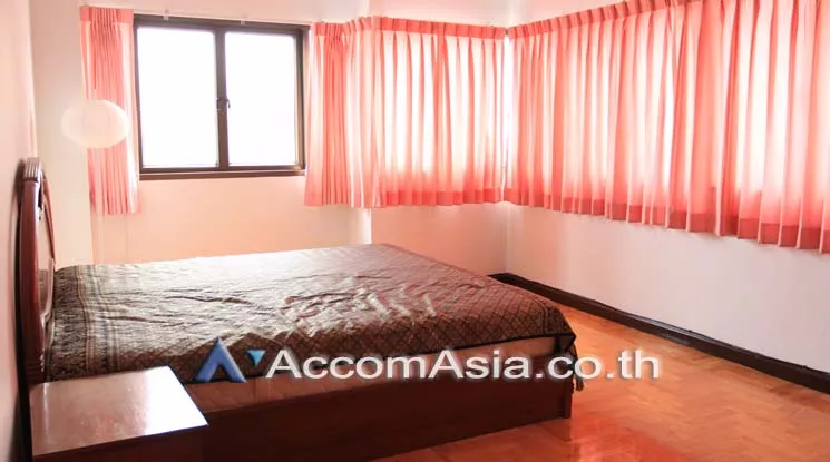  3 Bedrooms  Condominium For Rent in Sukhumvit, Bangkok  near BTS Thong Lo (25740)