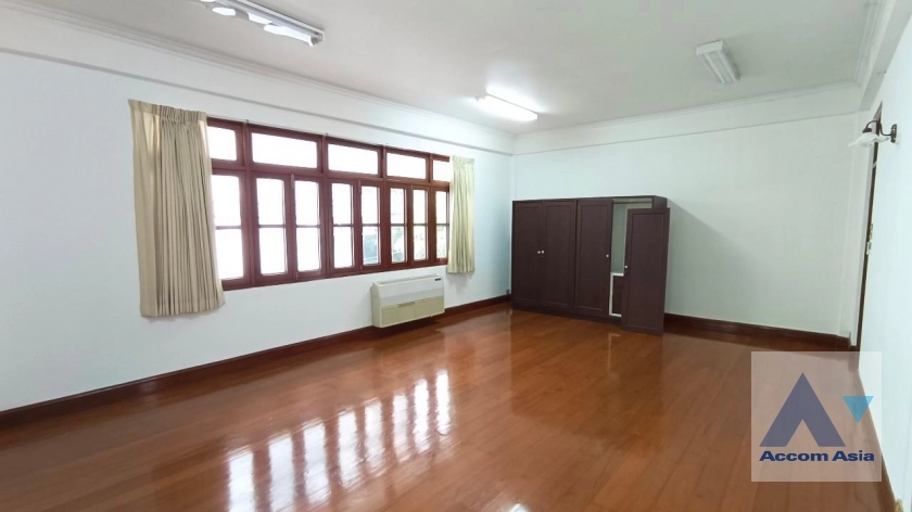 12  3 br House For Rent in sukhumvit ,Bangkok BTS Asok - MRT Sukhumvit 9010401