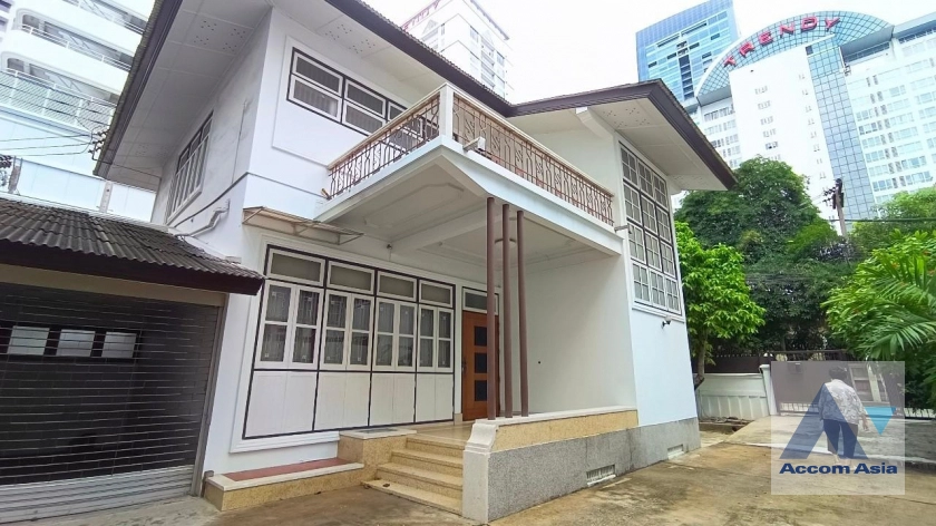 Home Office |  3 Bedrooms  House For Rent in Sukhumvit, Bangkok  near BTS Asok - MRT Sukhumvit (9010401)