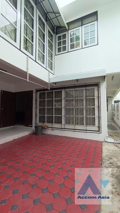  2  3 br House For Rent in Sukhumvit ,Bangkok BTS Asok 4004001