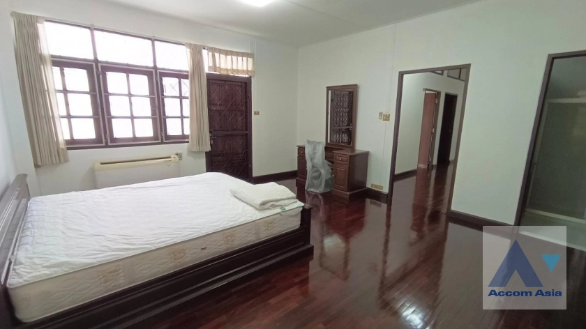 19  3 br House For Rent in Sukhumvit ,Bangkok BTS Asok 4004001