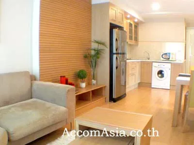  2 Bedrooms  Condominium For Rent in Sukhumvit, Bangkok  near BTS Ekkamai (25899)