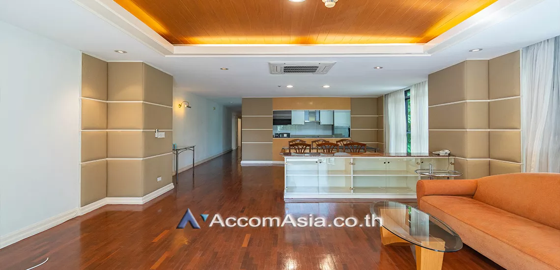  2 Bedrooms  Condominium For Rent in Ploenchit, Bangkok  near BTS Chitlom (25999)