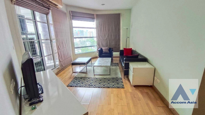  2 Bedrooms  Condominium For Rent in Sukhumvit, Bangkok  near BTS Asok - MRT Sukhumvit (26249)