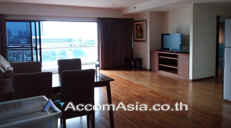  2 Bedrooms  Condominium For Rent in Sathorn, Bangkok  near MRT Lumphini (26424)